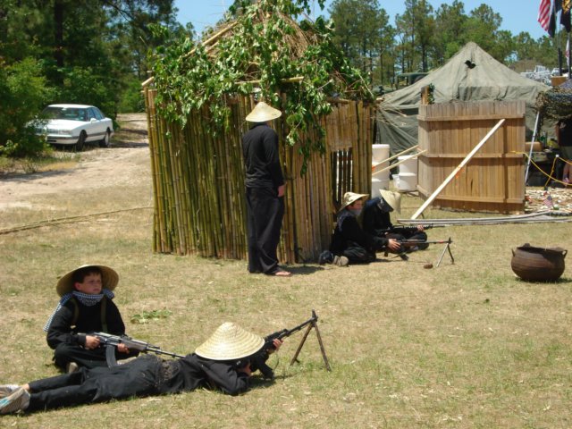 reenactorsatthevietnamesevillage2.jpg